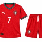 Ensemble Portugal Enfant Rouge